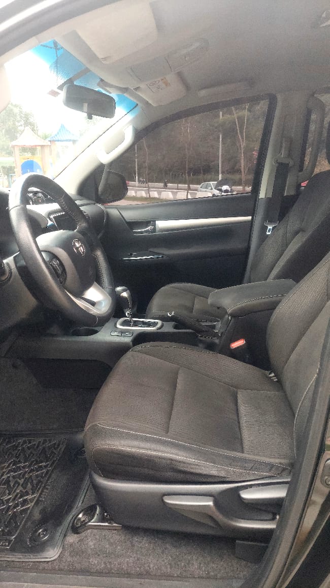 Hilux 2017 SR 4X2 CD  2.7 Flex automático - foto 11