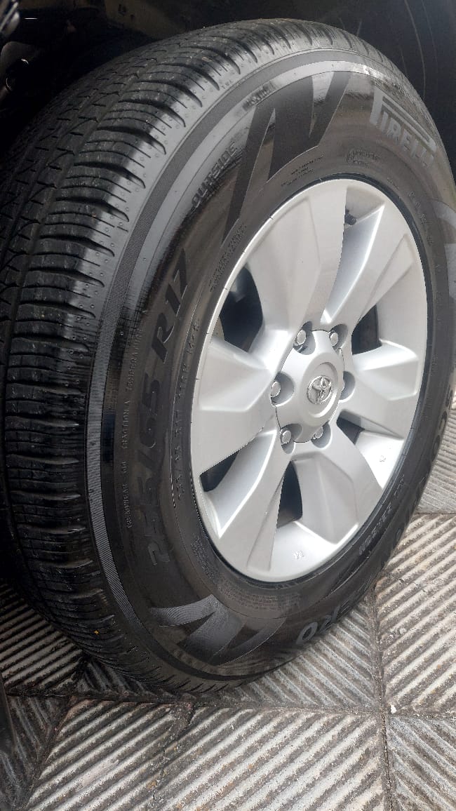 Hilux 2017 SR 4X2 CD  2.7 Flex automático - foto 10