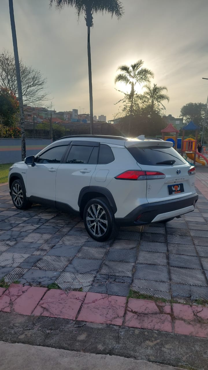 Corolla Cross 2023 XRV Hybrid 1.8 Flex automático completo - foto 4
