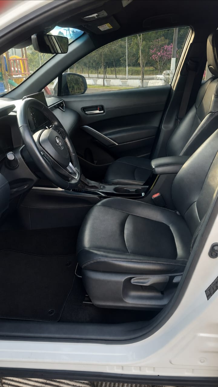 Corolla Cross 2023 XRV Hybrid 1.8 Flex automático completo - foto 9