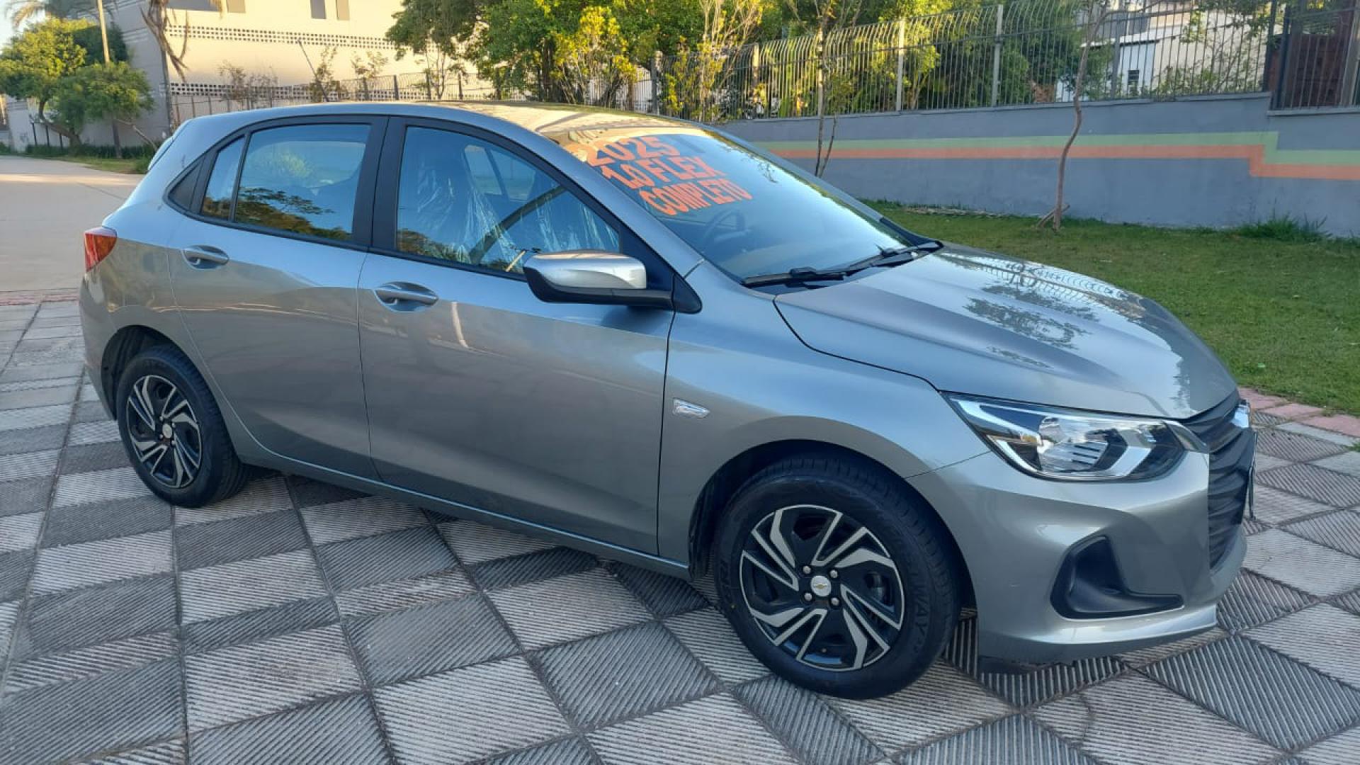 Onix Lt 2025 1.0 Flex manual completo - foto 6