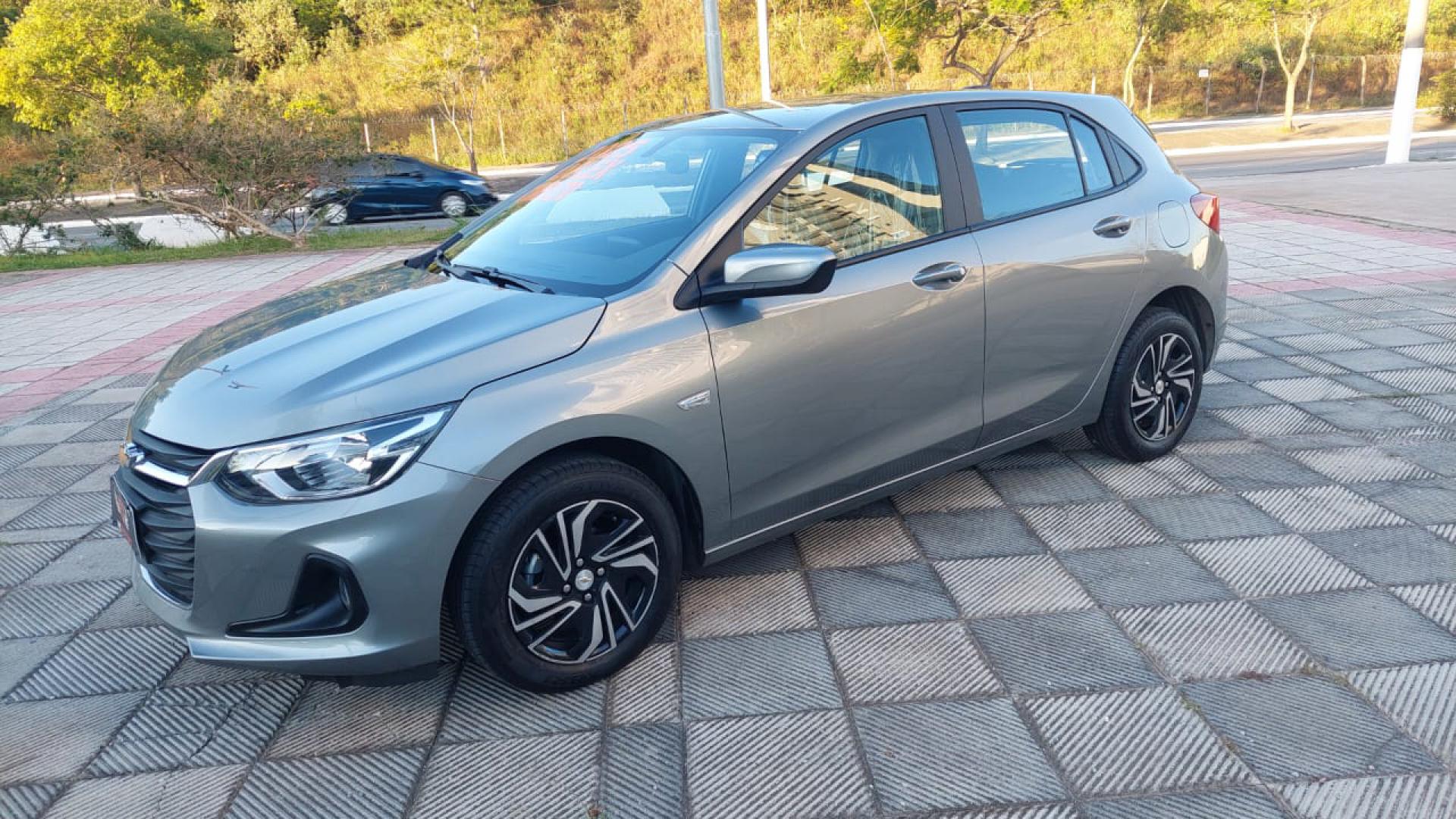 Onix Lt 2025 1.0 Flex manual completo