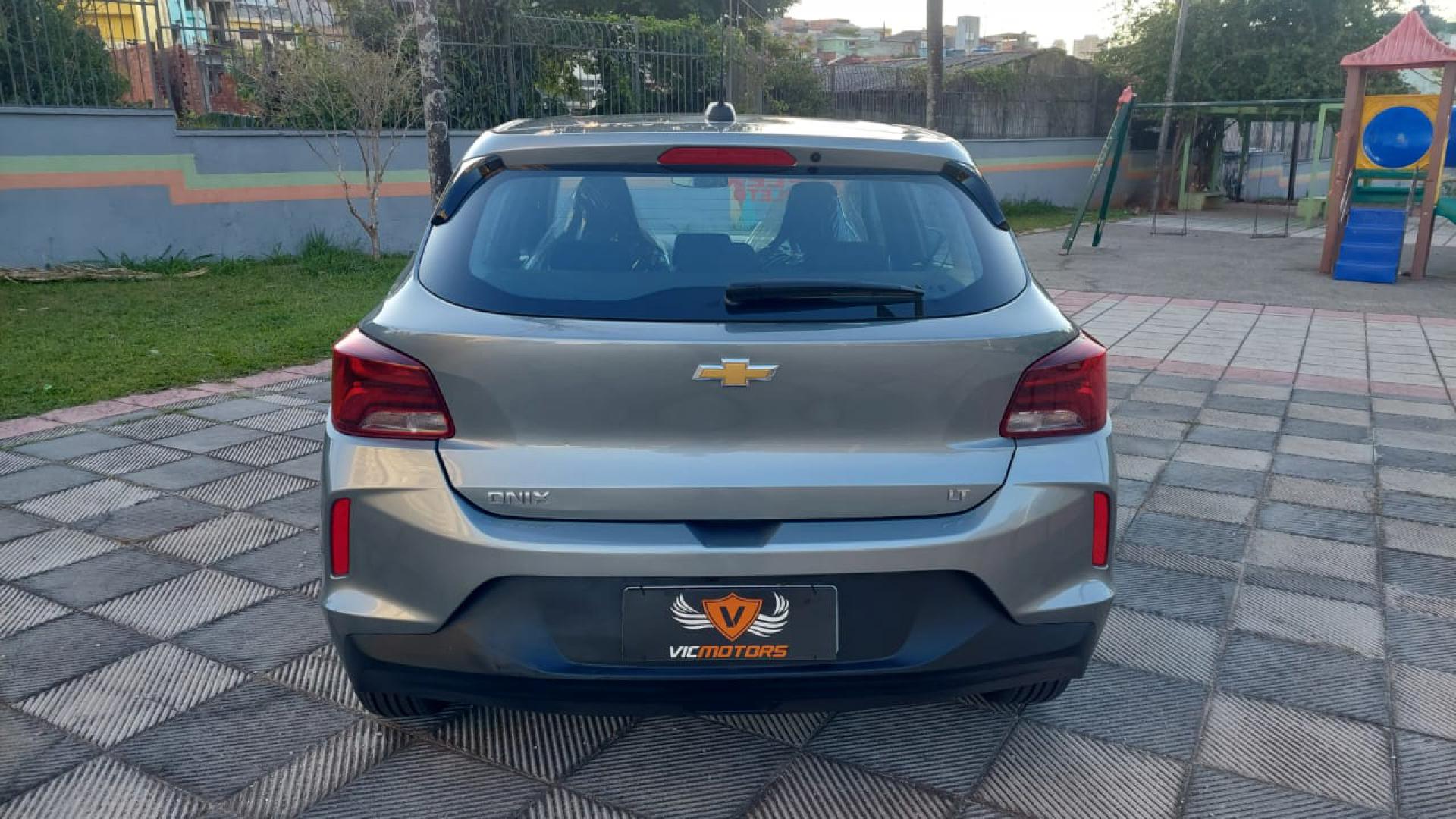 Onix Lt 2025 1.0 Flex manual completo - foto 3