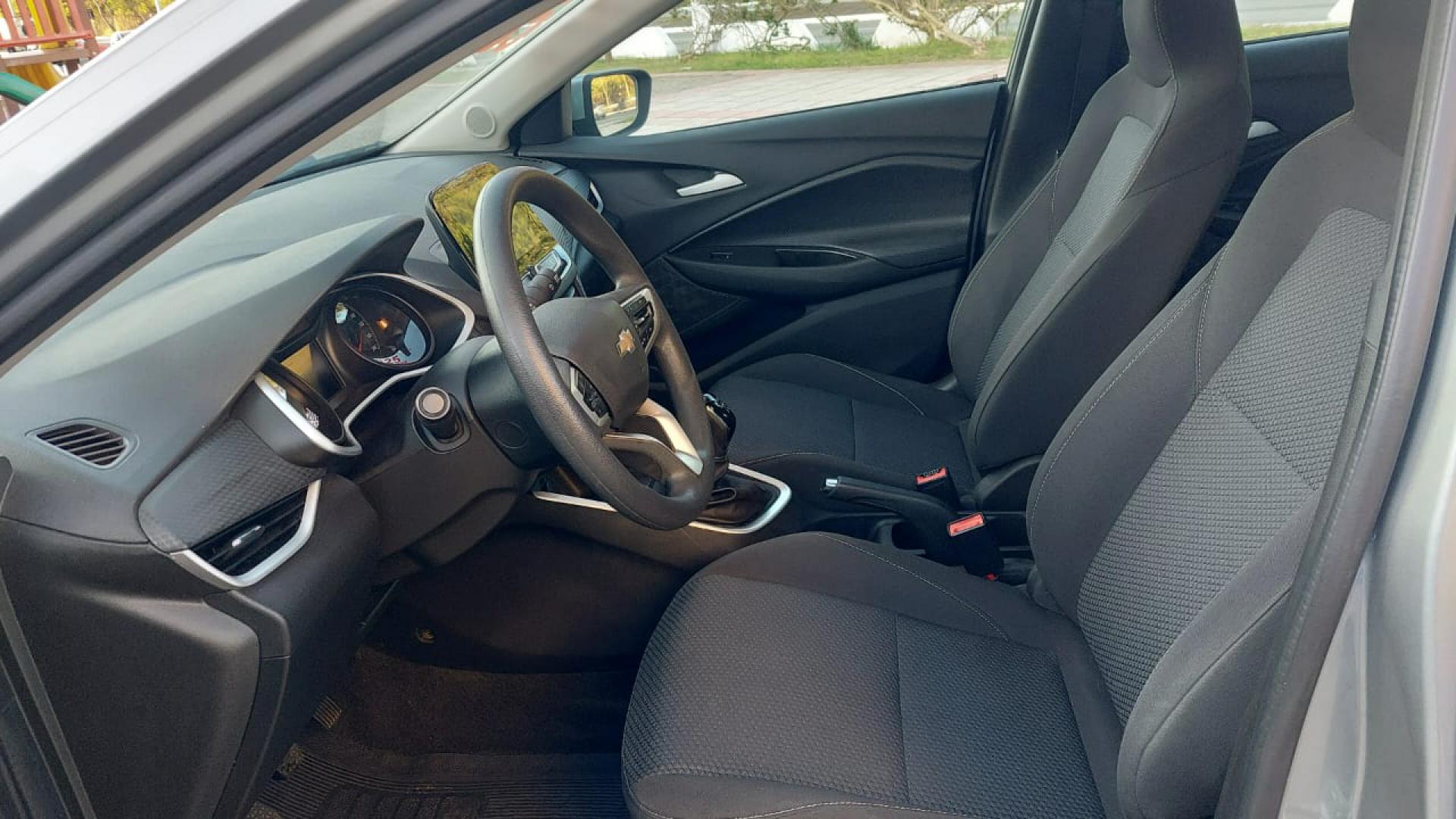 Onix Lt 2025 1.0 Flex manual completo - foto 9