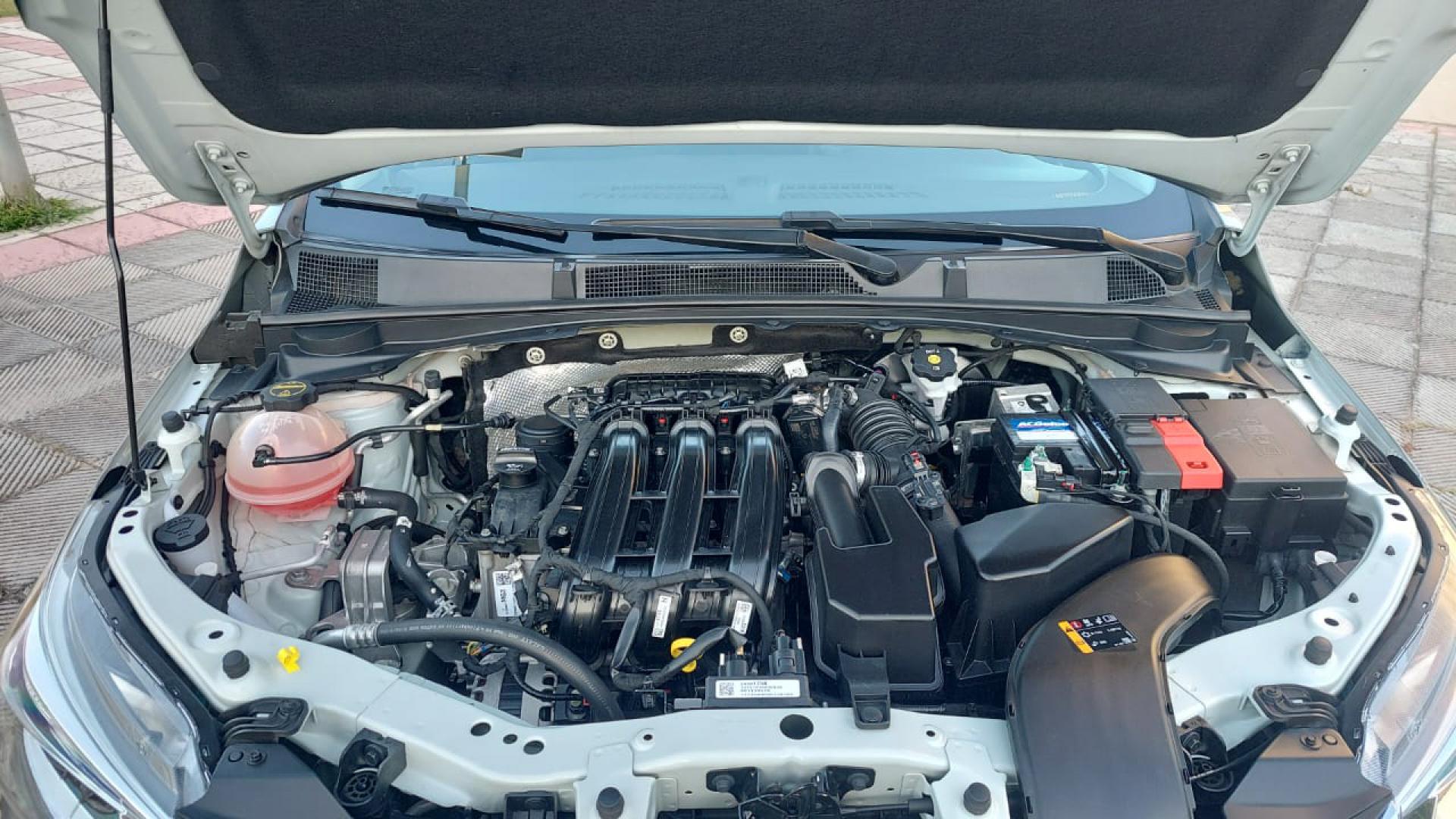 Onix Lt 2025 1.0 Flex manual completo - foto 7