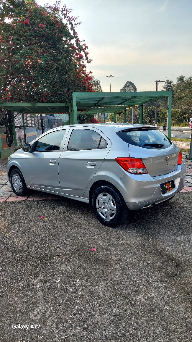 Onix Lt 2015 1.0 Flex manual completo - foto 6