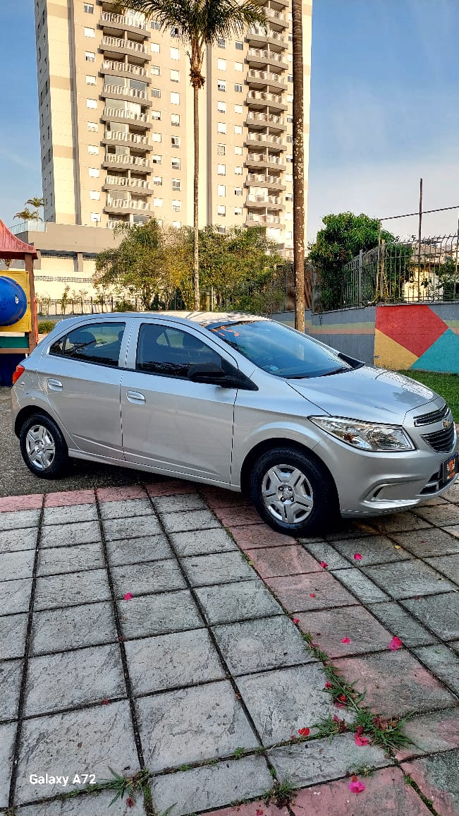 Onix Lt 2015 1.0 Flex manual completo - foto 3