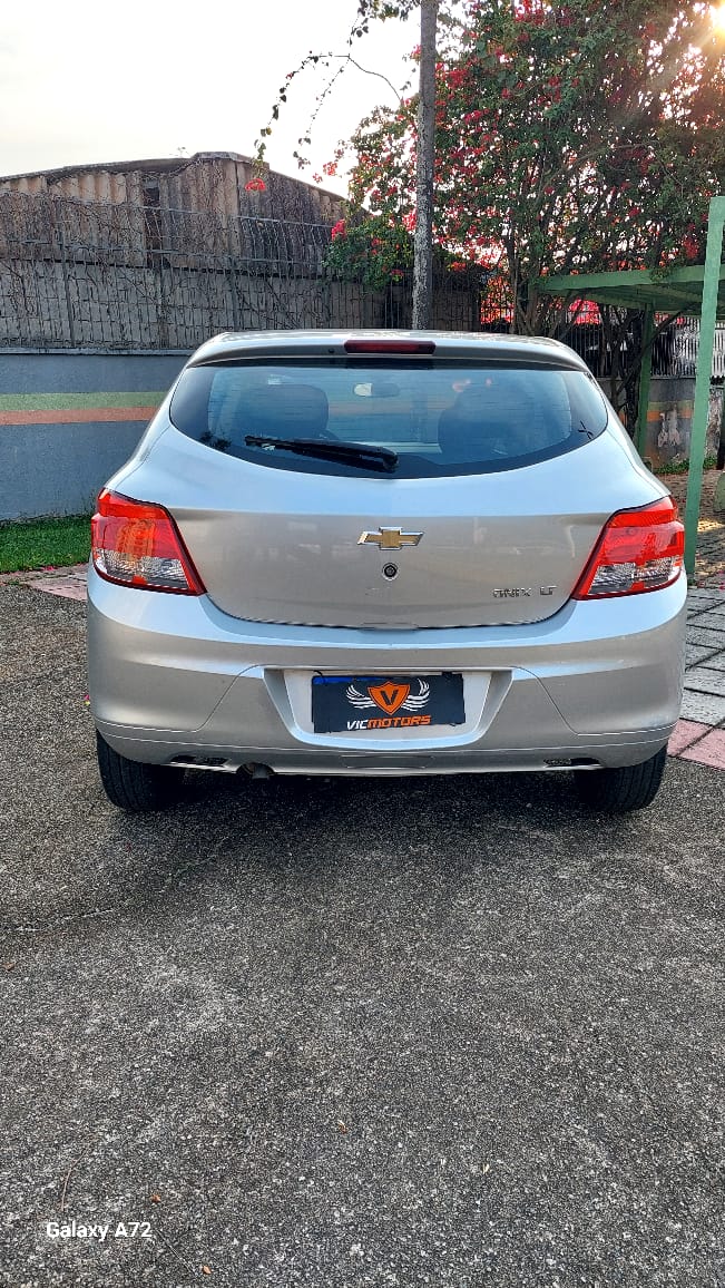 Onix Lt 2015 1.0 Flex manual completo - foto 4