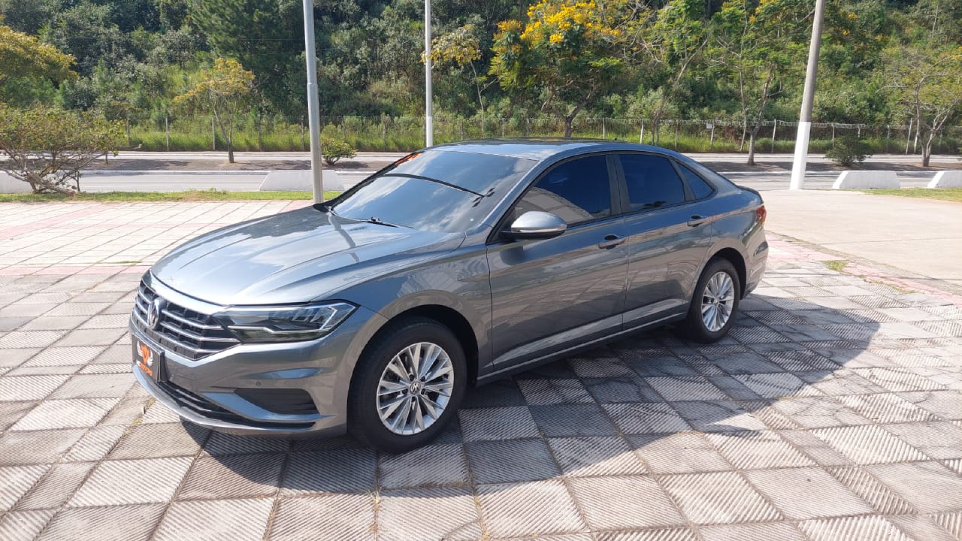 Jetta 250 TSI 1.4 flex automático